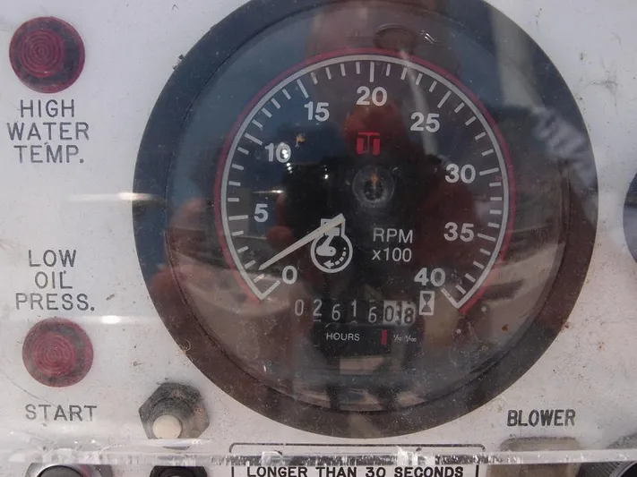 Foray Yacht Photos Pics 