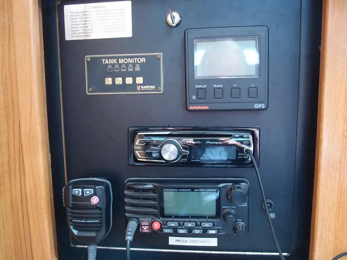 Foray Yacht Photos Pics 