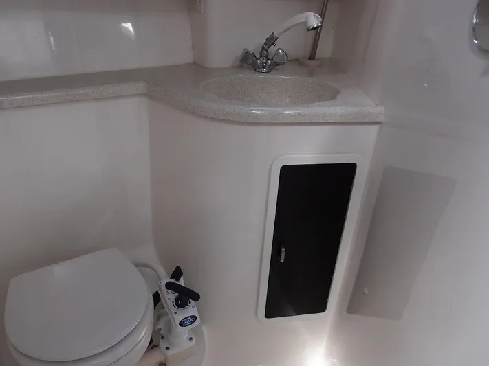 Foray Yacht Photos Pics 