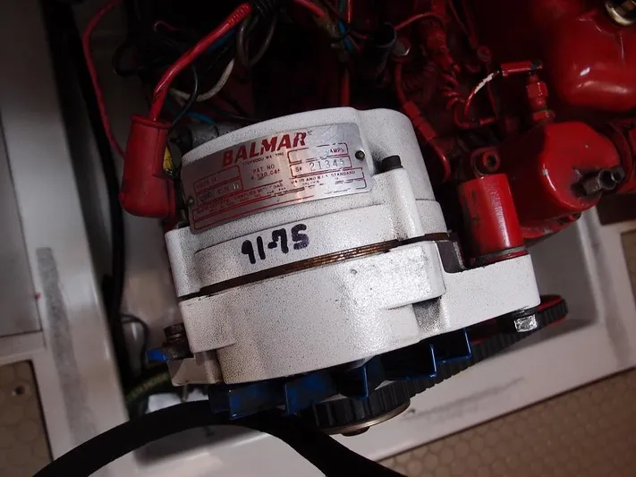 Foray Yacht Photos Pics 