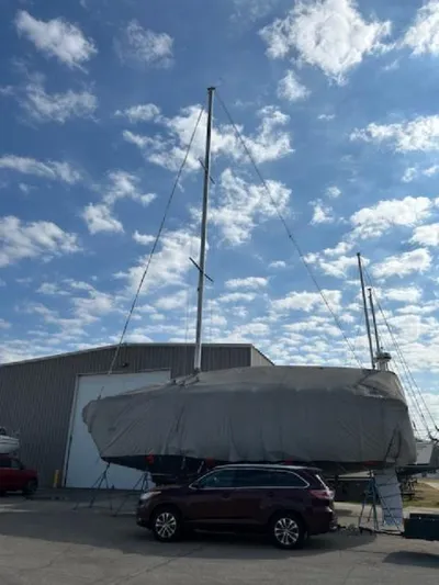 Foray Yacht Photos Pics 