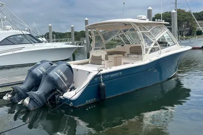Grady-White Freedom 335
