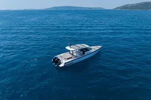 2024 Axopar 37 Sun Top