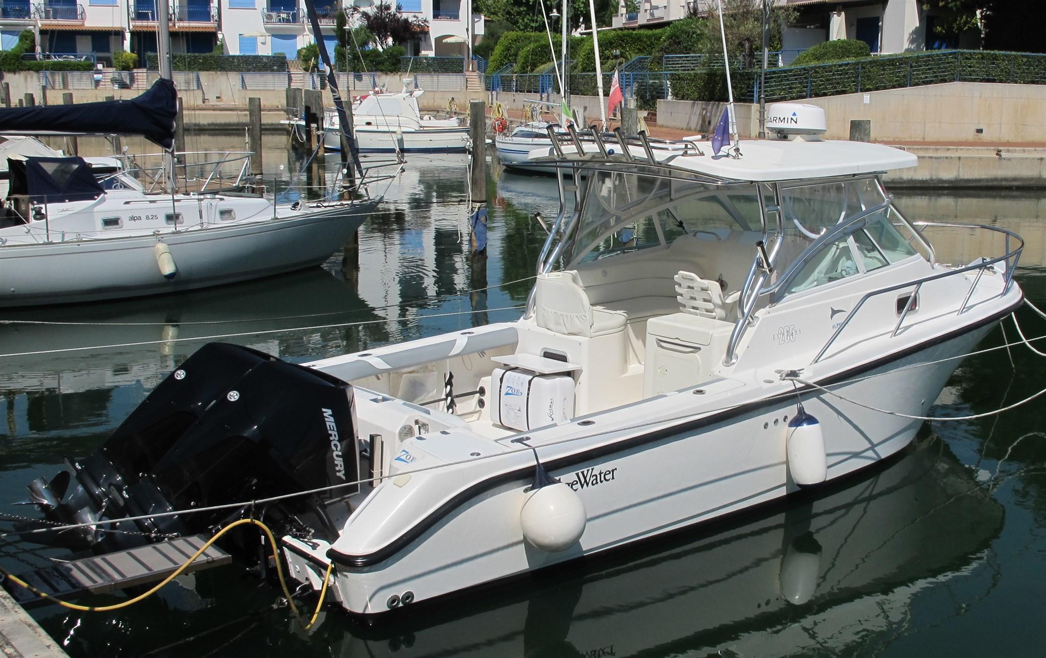 2004 Custom Edge Water 265 EX