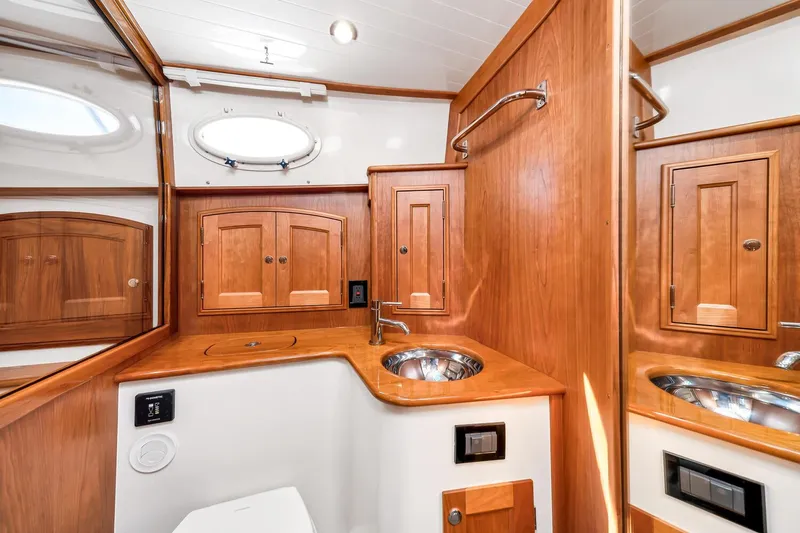 Incentive Yacht Photos Pics 