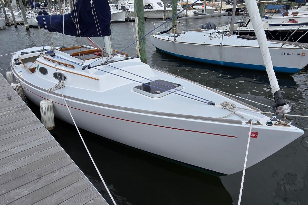 1996 Alerion 28 