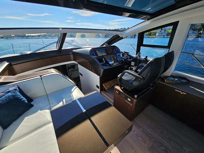 Tango Lima Yacht Photos Pics 