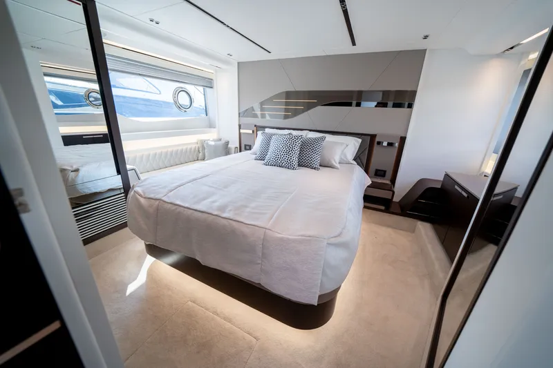 Tango Lima Yacht Photos Pics 