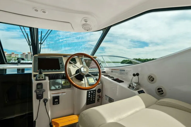 Fridge Benefits Yacht Photos Pics 2008 Tiara Yachts 3500 Sovran "Fridge Benefit"