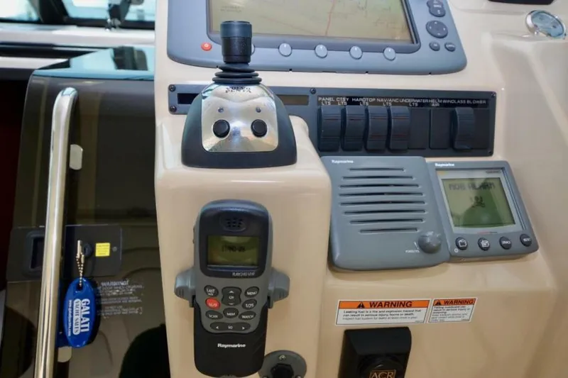 Fridge Benefits Yacht Photos Pics 2008 Tiara Yachts 3500 Sovran "Fridge Benefit"