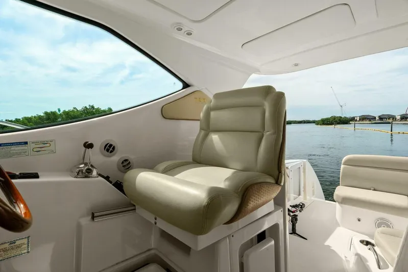 Fridge Benefits Yacht Photos Pics 2008 Tiara Yachts 3500 Sovran "Fridge Benefit"