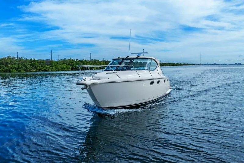 Fridge Benefits Yacht Photos Pics 2008 Tiara Yachts 3500 Sovran "Fridge Benefit"