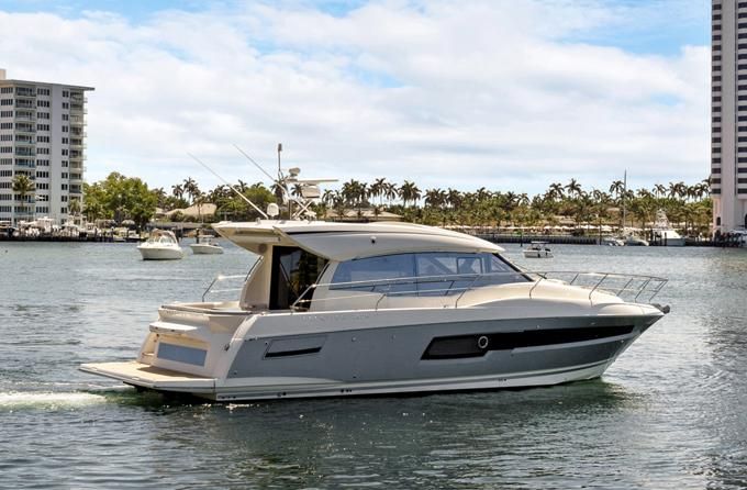 2020 Prestige 46 