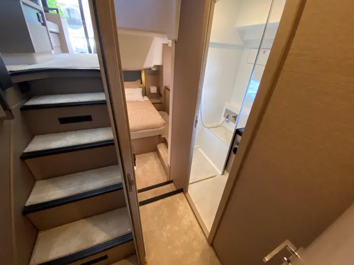 Lucky One Yacht Photos Pics Entrance to Master SR from companionway