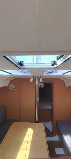 Faleos Yacht Photos Pics Dufour 360