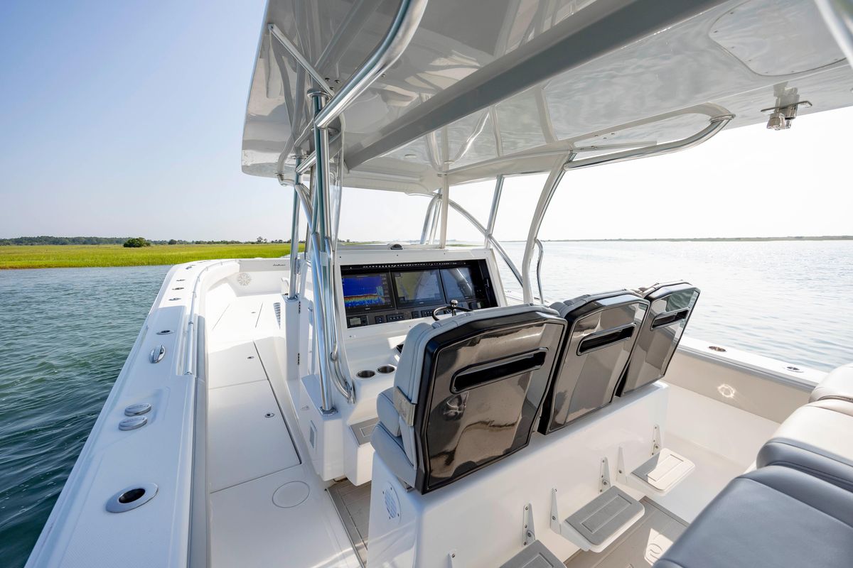 2023 SeaHunter 46 