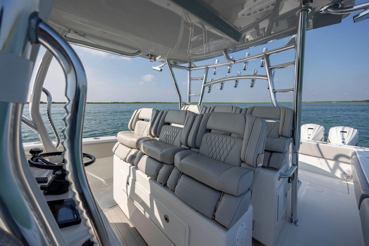 2023 SeaHunter 46 