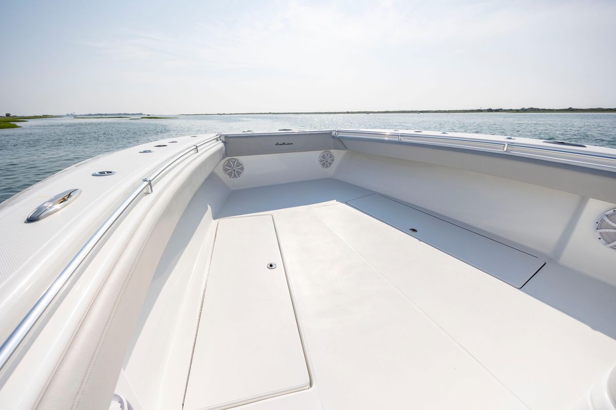 2023 SeaHunter 46 
