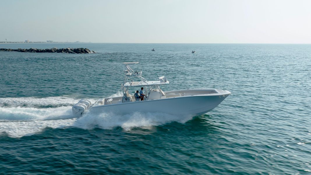 2023 SeaHunter 46 CTS