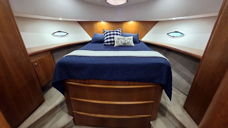 Our Journey Yacht Photos Pics Master Stateroom Forward
