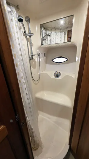 Our Journey Yacht Photos Pics Head - Shower