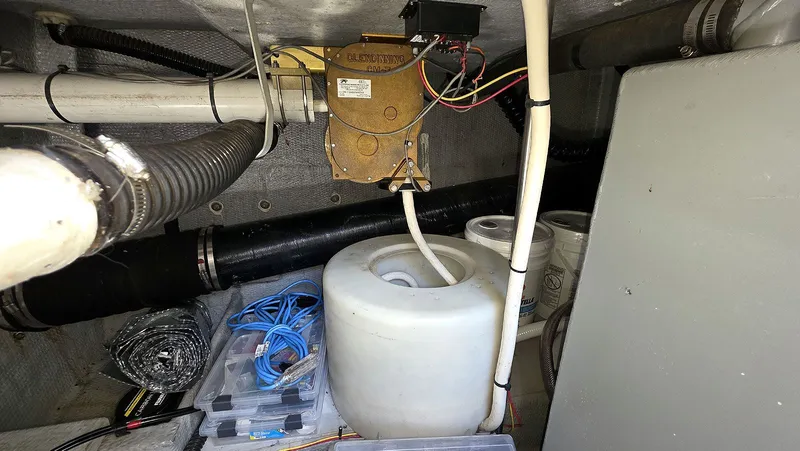 Our Journey Yacht Photos Pics Shore Power Cord Retractor