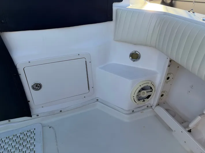 Genau II Yacht Photos Pics Interior of a 2004 Grady-White Express 330 boat.