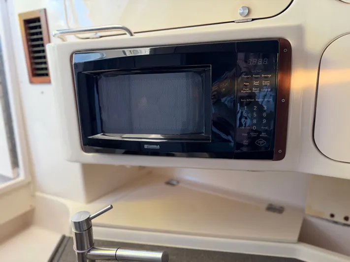 Genau II Yacht Photos Pics 