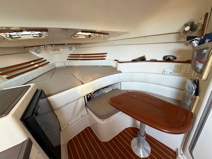 Genau II Yacht Photos Pics 