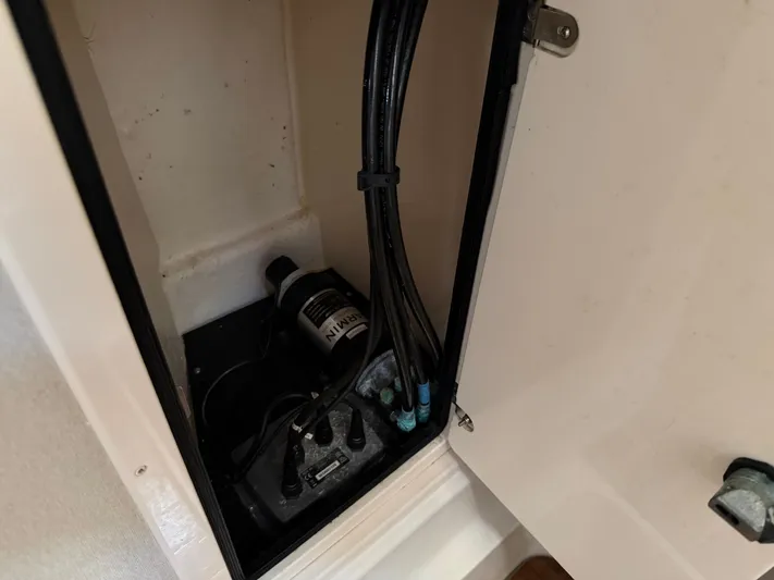 Genau II Yacht Photos Pics 