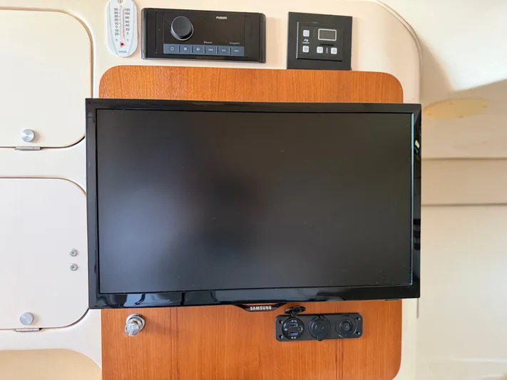 Genau II Yacht Photos Pics 