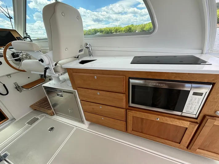 Osprey Yacht Photos Pics 