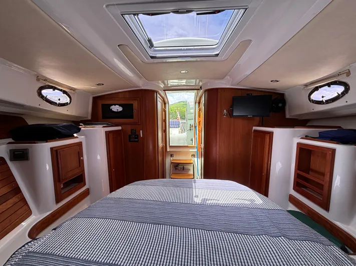 Osprey Yacht Photos Pics 