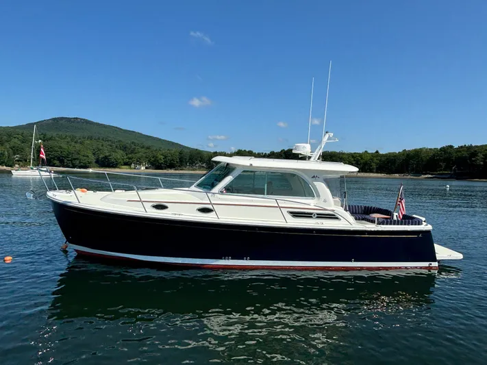 Osprey Yacht Photos Pics 