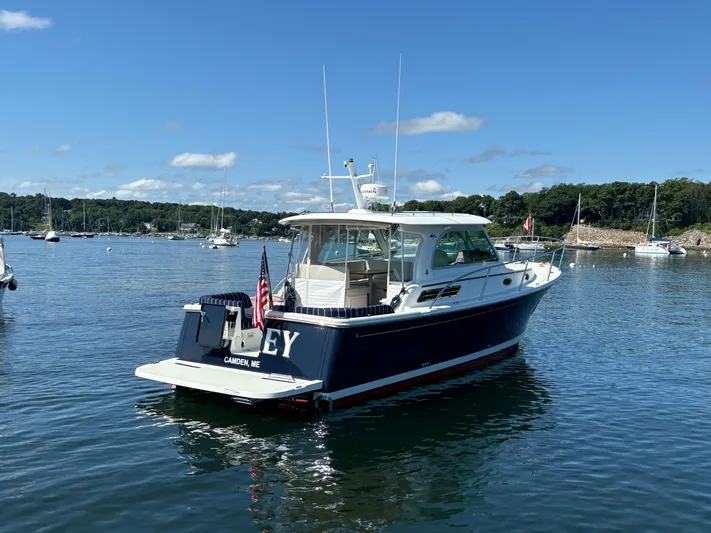 Osprey Yacht Photos Pics 