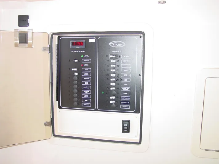 No Name Trade Yacht Photos Pics 