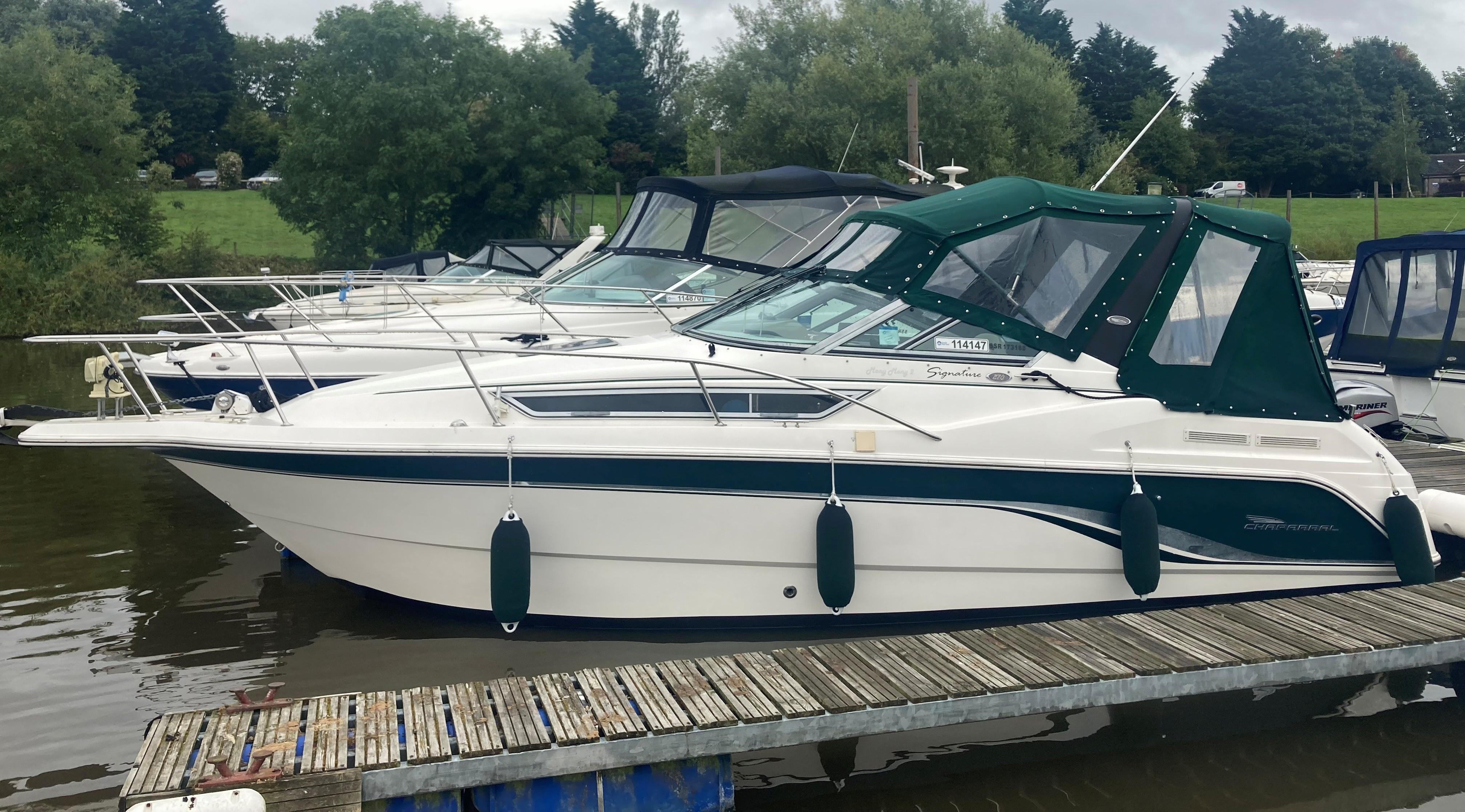 2000 Chaparral 270 Signature