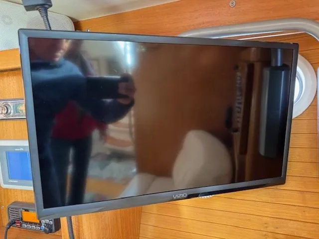 Maxwell Yacht Photos Pics Vizio TV mounted inside a 2001 Catalina 42 MkII sailboat cabin.