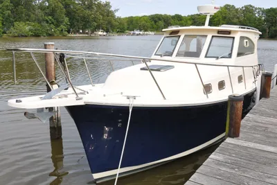 Mainship Pilot 30-II Sedan