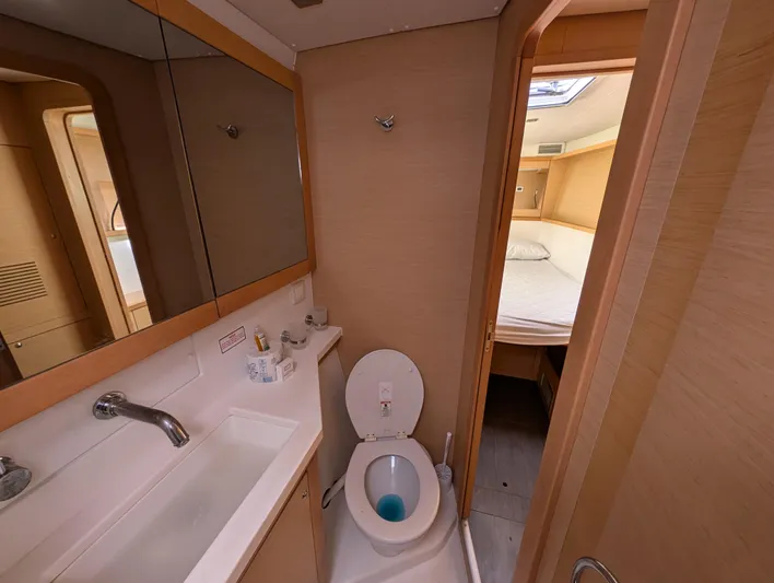 Southern Charm Yacht Photos Pics 