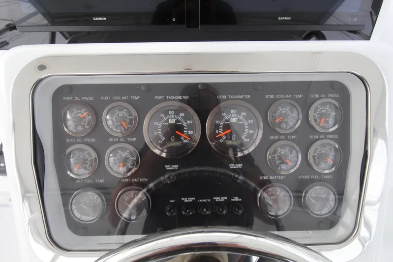 O-fenceive Yacht Photos Pics 