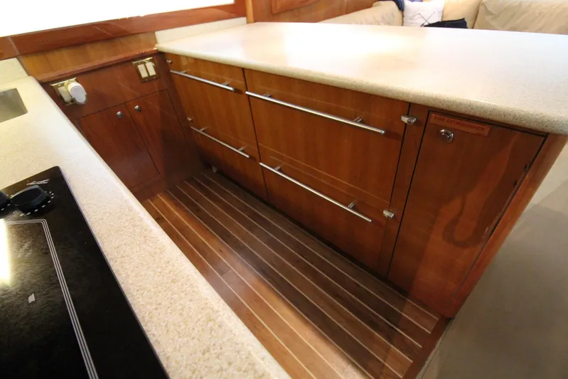 O-fenceive Yacht Photos Pics 