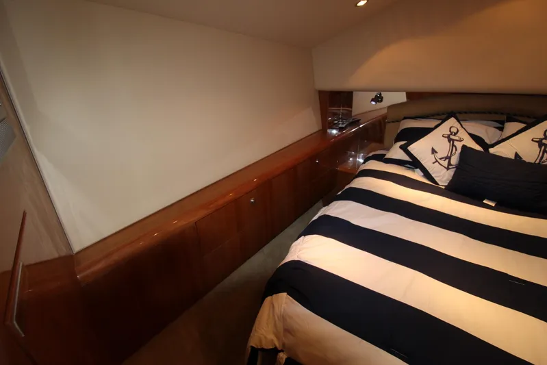 O-fenceive Yacht Photos Pics 