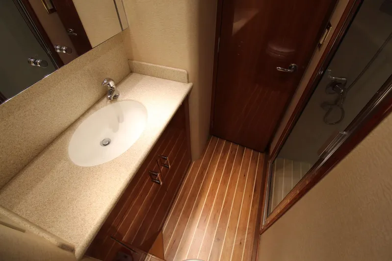 O-fenceive Yacht Photos Pics 