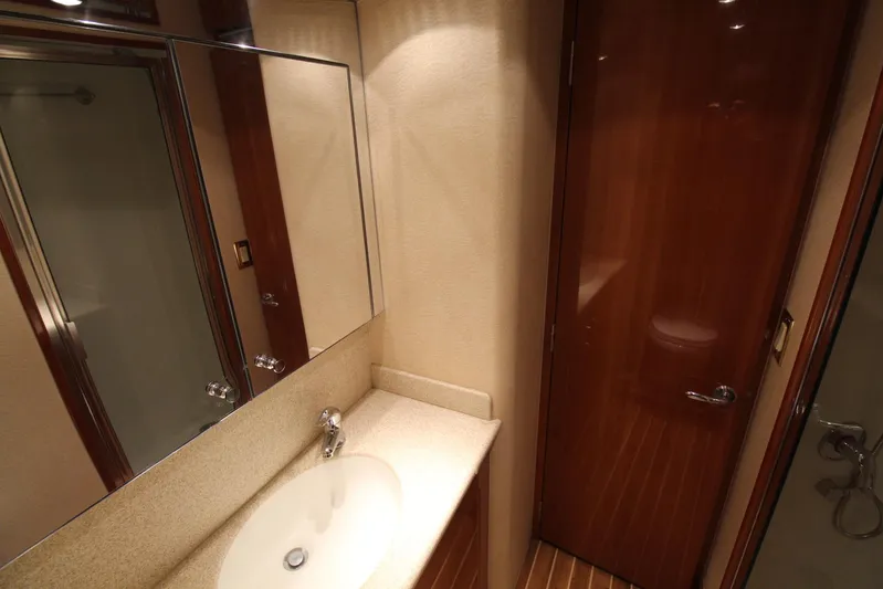 O-fenceive Yacht Photos Pics 