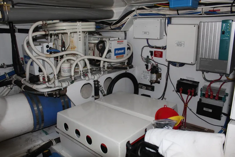 O-fenceive Yacht Photos Pics 