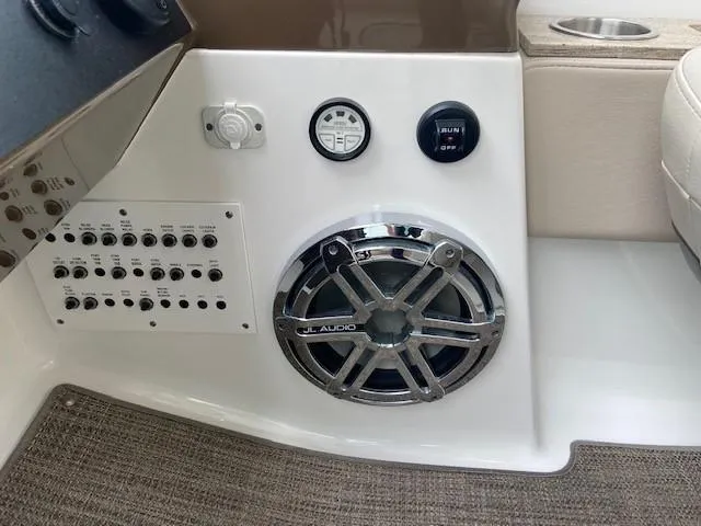  Yacht Photos Pics 2017 Formula 350 Sun Sport boat dashboard with JL Audio speaker and control panel.