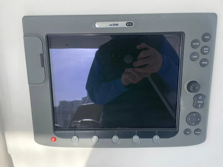 Reel Fun Yacht Photos Pics 