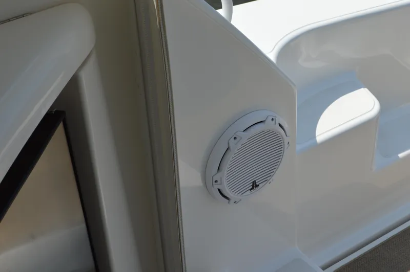 Lion Around Yacht Photos Pics 2006 Tiara Yachts 4300 Sovran speaker detail on white interior.