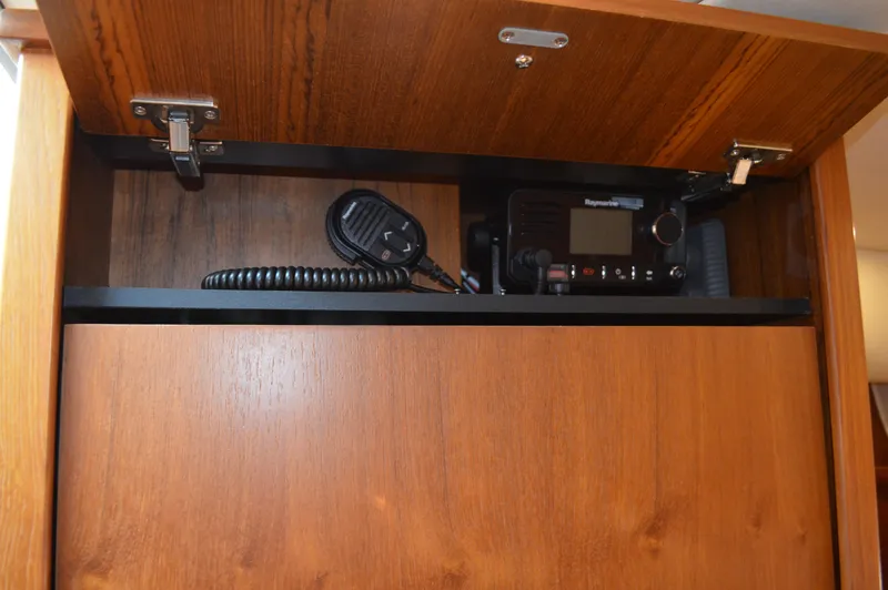 Lion Around Yacht Photos Pics 